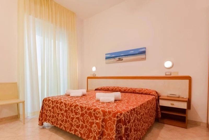 Hotel Ivana มิซาโน อาดรีอาติโก ภายนอก รูปภาพ