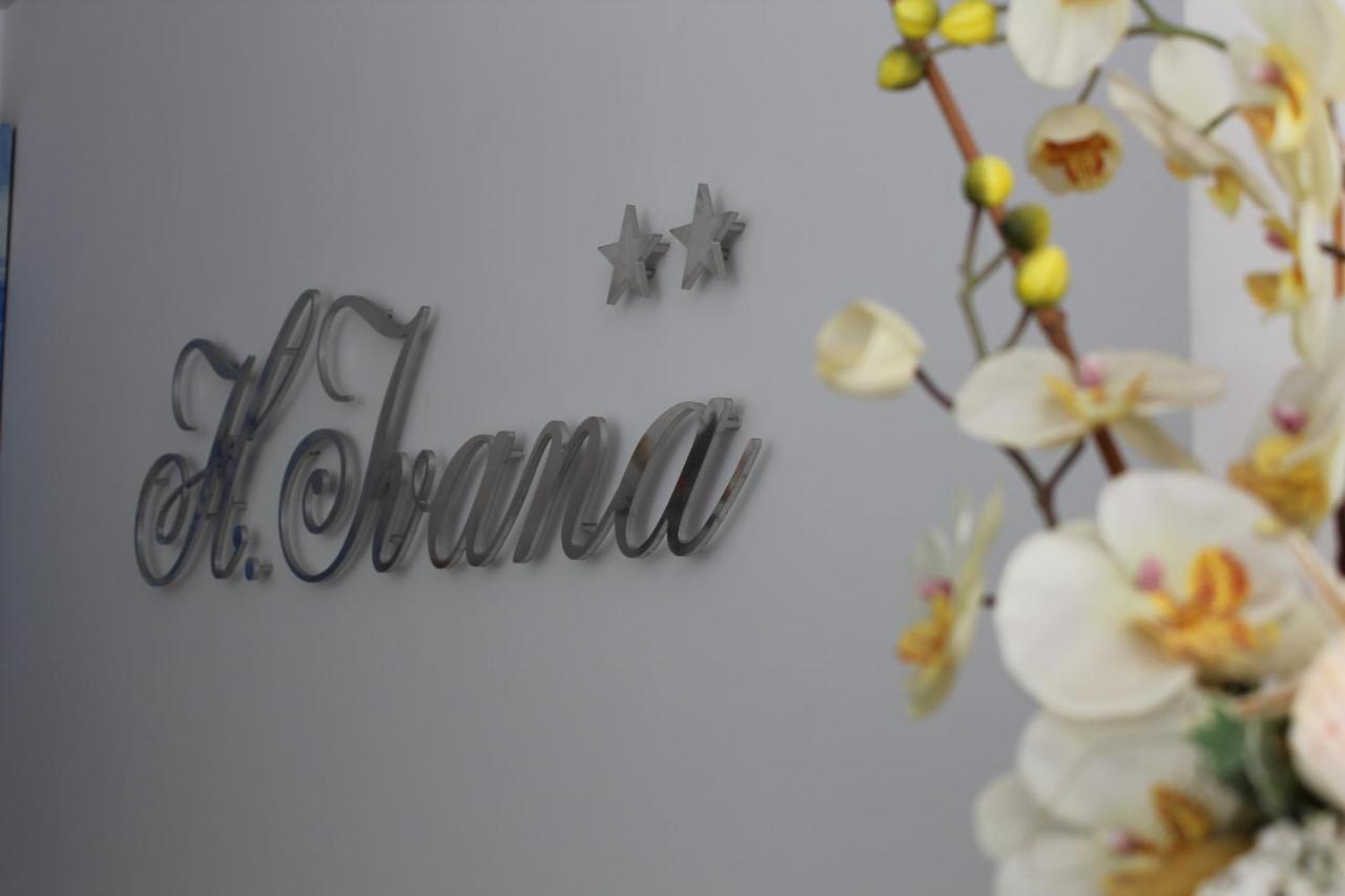 Hotel Ivana มิซาโน อาดรีอาติโก ภายนอก รูปภาพ