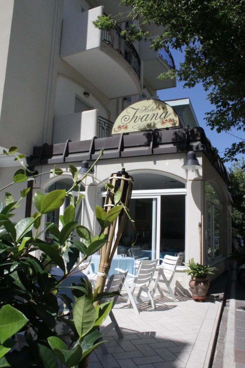 Hotel Ivana มิซาโน อาดรีอาติโก ภายนอก รูปภาพ